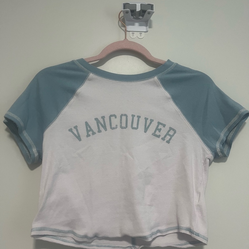 Vancouver Blue and White Women's Top size: Large